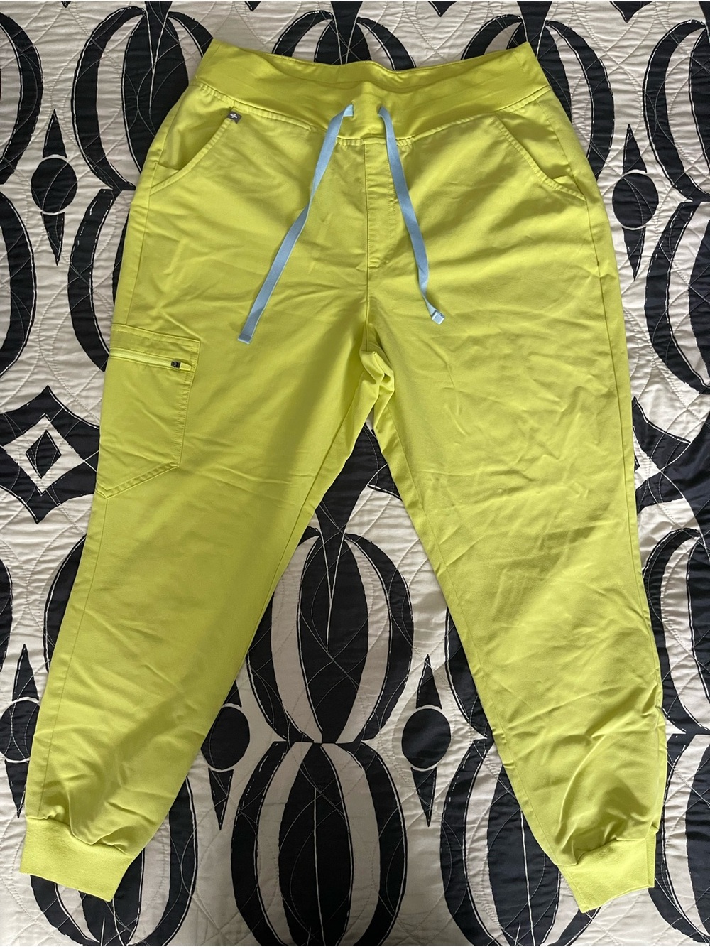 FIGS Zamora High Waisted 2.0 Jogger Scrub Pants Citrine L Petite